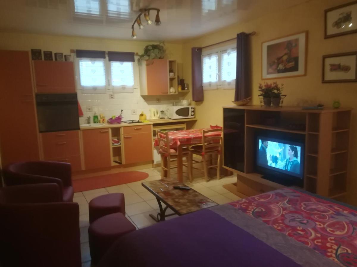 Montricher-le-Bochet Maison מראה חיצוני תמונה